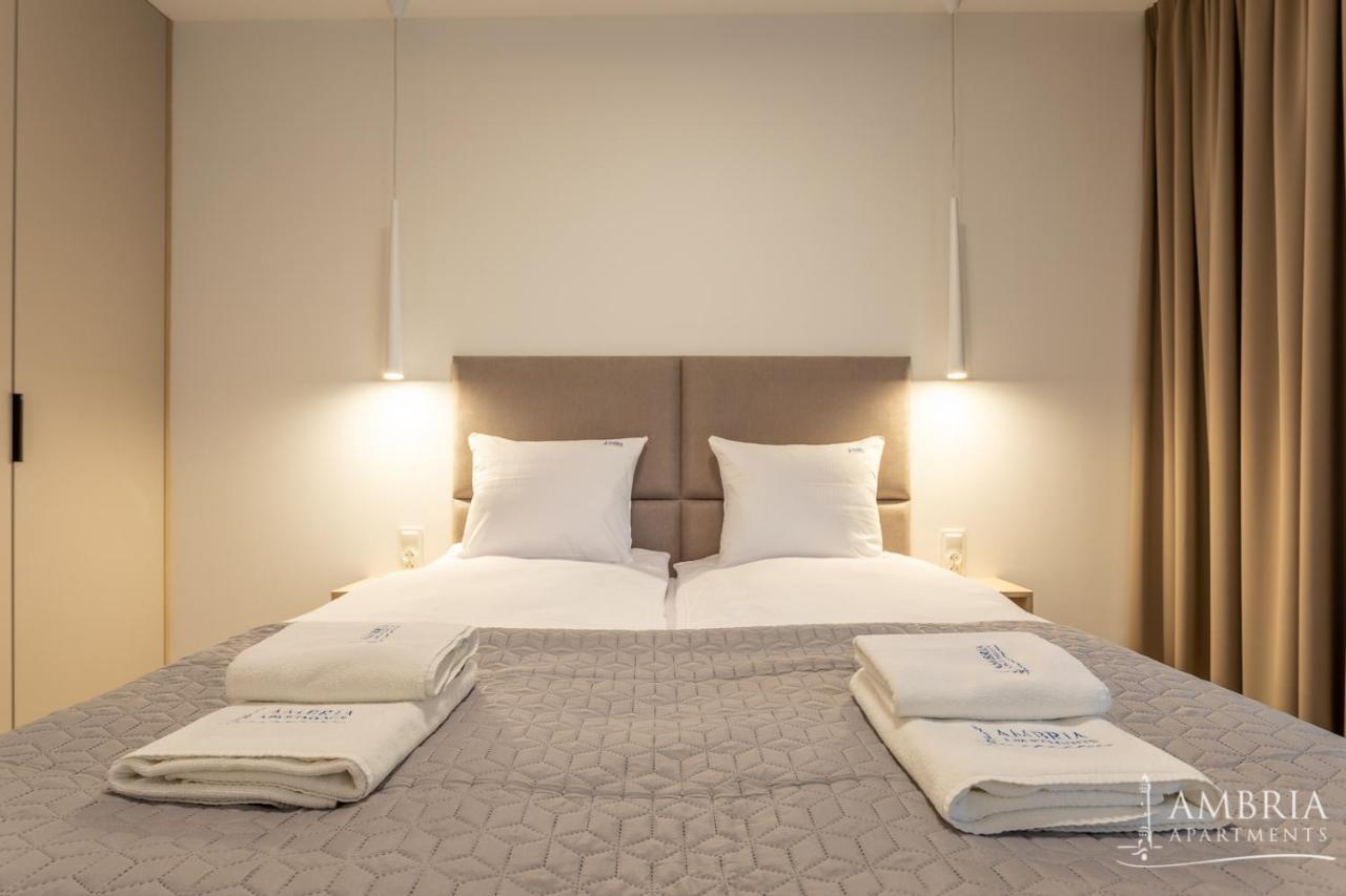 Ambria Apartments Matejki 17 斯维诺乌伊希切 外观 照片